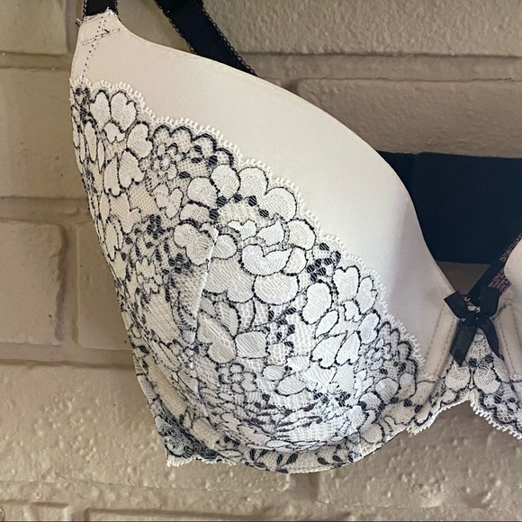 Victorias Secret Womens Size 32DDD Dream Angels Perfect Coverage Lace Bra - Picture 2 of 6